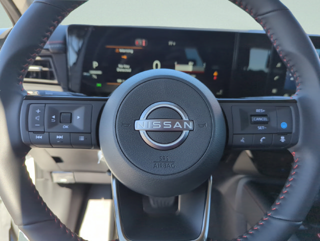 Used 2026 Nissan Kicks SR FWD image 38