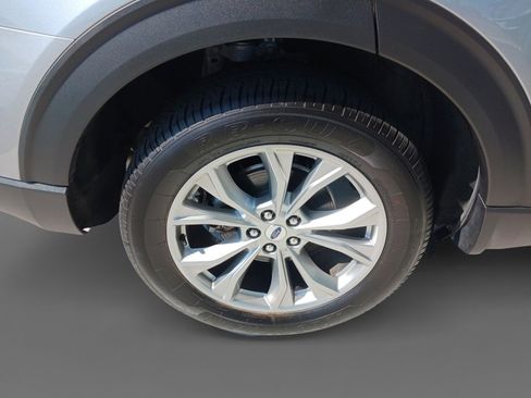 Used 2024 Ford Explorer Limited image 29