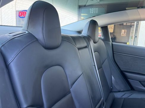 Used 2018 Tesla Model 3 Mid Range RWD image 24