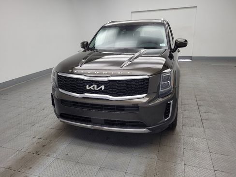 Used 2022 Kia Telluride EX w/ EX Premium Package FWD image 15