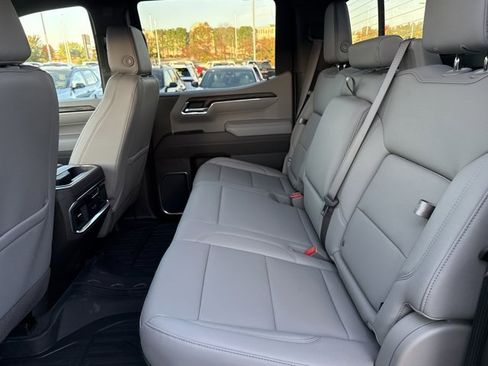 New 2026 GMC Sierra 1500 SLT w/ SLT Premium Plus Package image 6