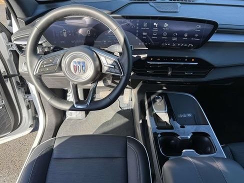 Used 2025 Buick Enclave Sport Touring w/ Trailering Package, 5000 lbs. AWD/4WD image 13