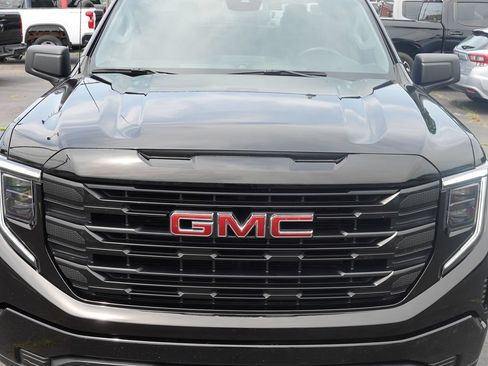 Used 2024 GMC Sierra 1500 Pro w/ Graphite Edition AWD/4WD image 6