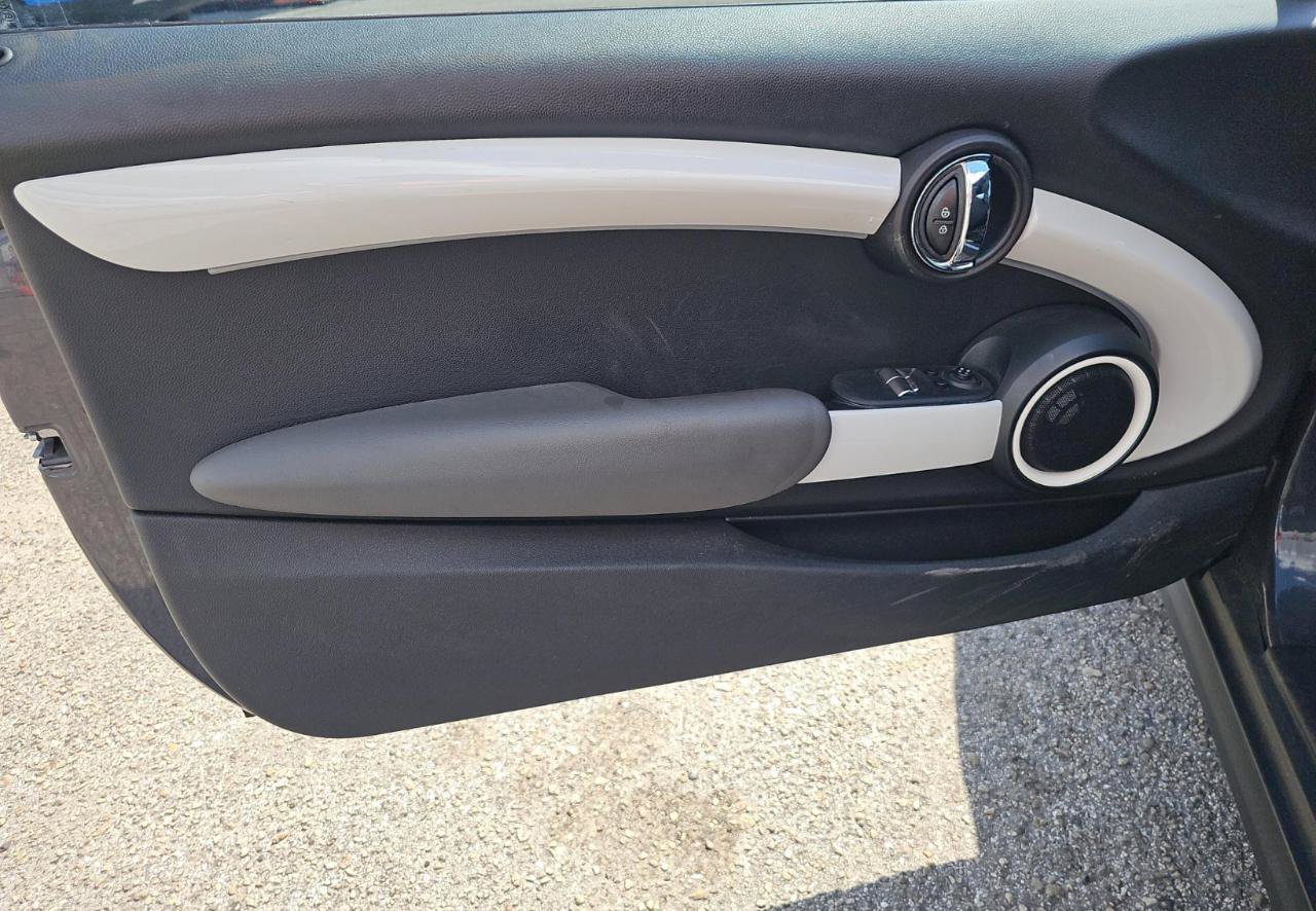 Used 2014 MINI Cooper S FWD image 12