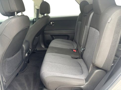 Used 2025 Hyundai Ioniq 5 SE RWD image 13