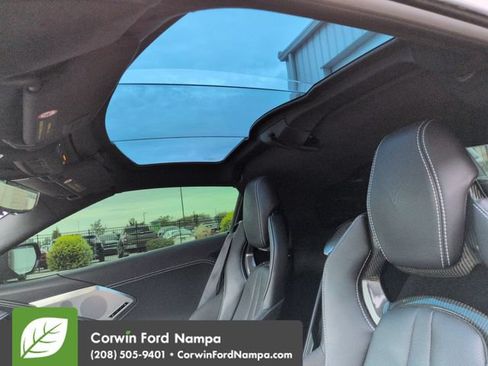 Used 2021 Chevrolet Corvette Stingray Premium Cpe w/ Z51 Performance Package RWD image 25