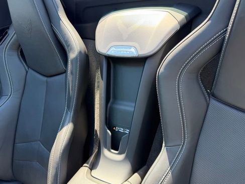 Certified 2024 Chevrolet Corvette Stingray Preferred Conv w/ Stealth Interior Trim Package RWD image 36