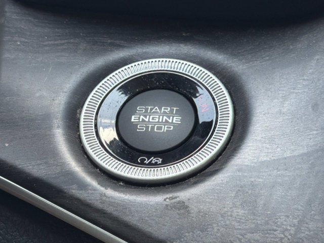 Used 2022 Jeep Grand Cherokee L Limited RWD image 28