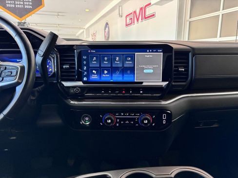 Certified 2023 Chevrolet Silverado 1500 RST AWD/4WD image 15