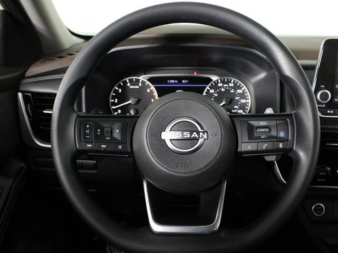 Certified 2023 Nissan Rogue SV FWD image 25