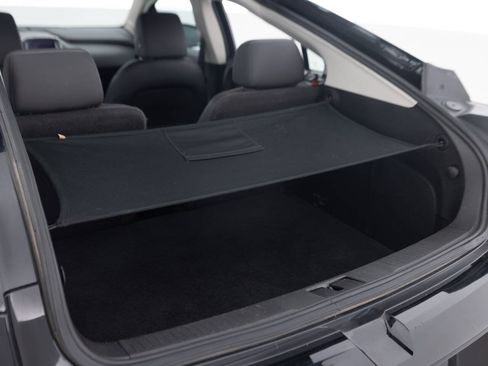 Used 2013 Chevrolet Volt Premium w/ Premium Trim Package FWD image 40