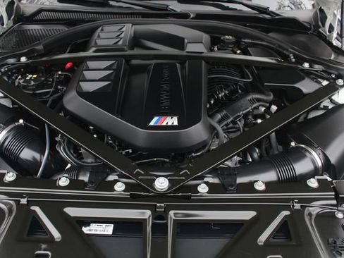 Used 2025 BMW M2 w/ Lighting Package image 3