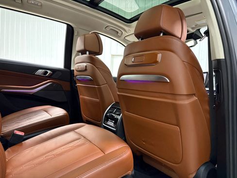 Used 2024 BMW X7 xDrive40i image 18