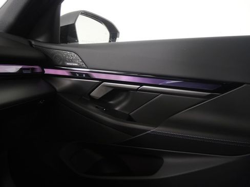 Certified 2025 BMW 540i xDrive image 24