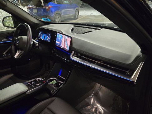 Used 2025 BMW X1 xDrive28i image 16