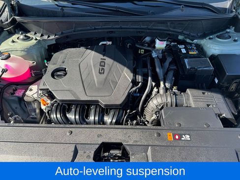 Used 2025 Hyundai Santa Cruz SEL image 11