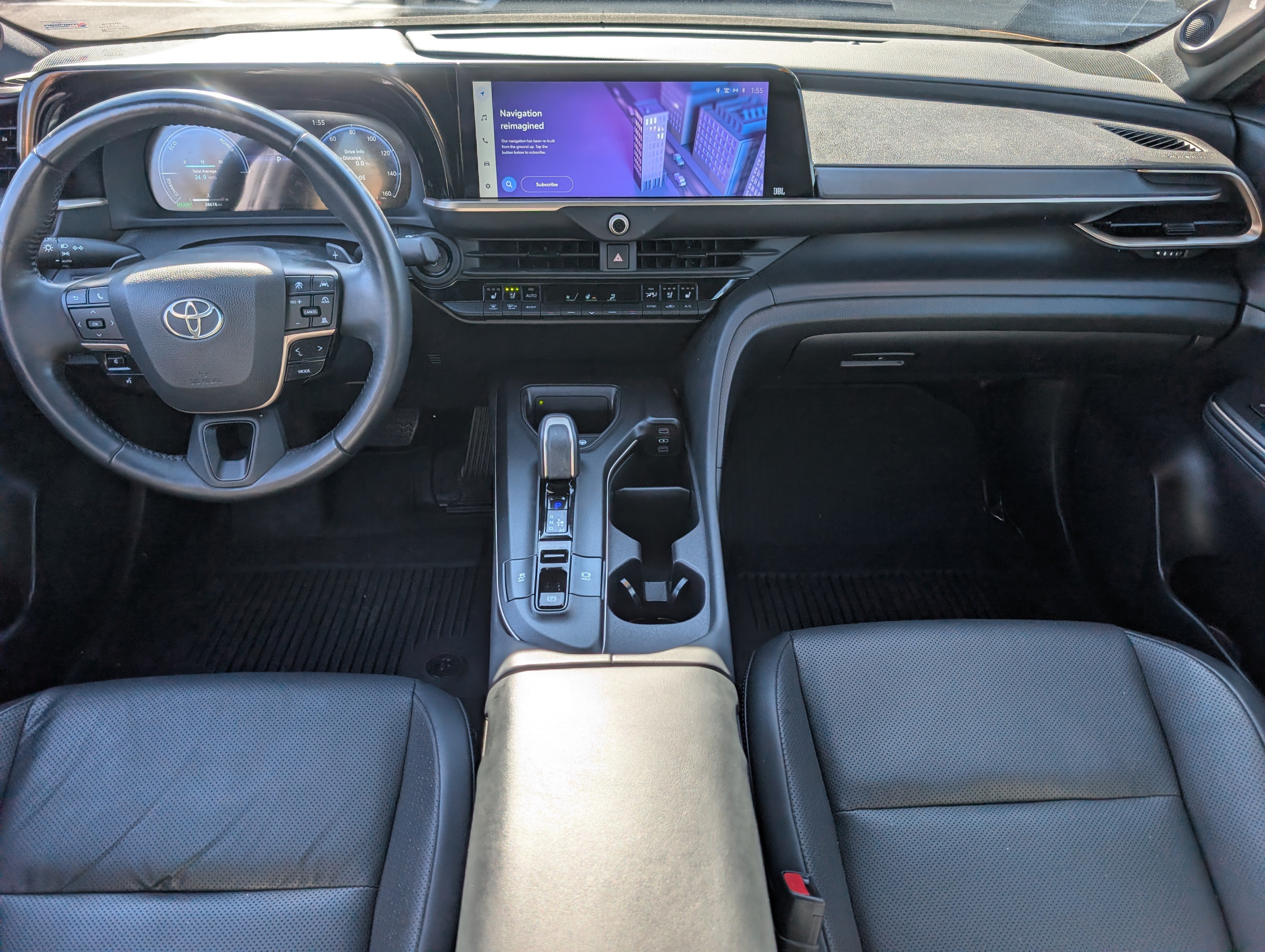 Used 2023 Toyota Crown Platinum AWD/4WD image 19