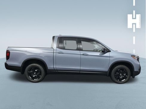 Used 2026 Honda Ridgeline Black Edition image 3