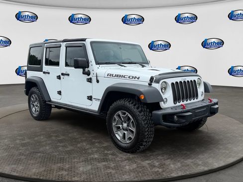 Used 2017 Jeep Wrangler Unlimited Rubicon AWD/4WD image 7
