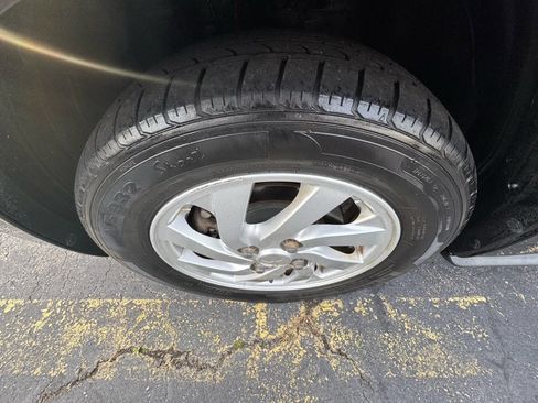 Used 2017 Mitsubishi Mirage SE image 35