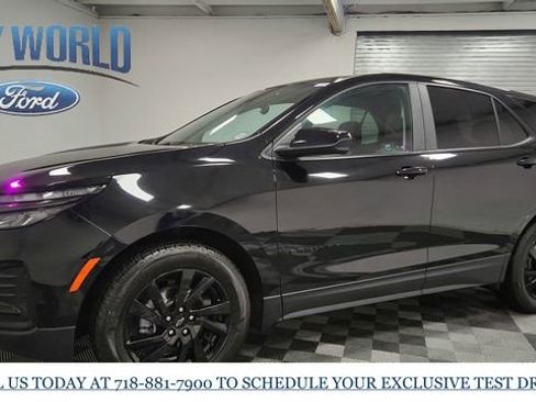 Used 2024 Chevrolet Equinox LS w/ LS Convenience Package image 5