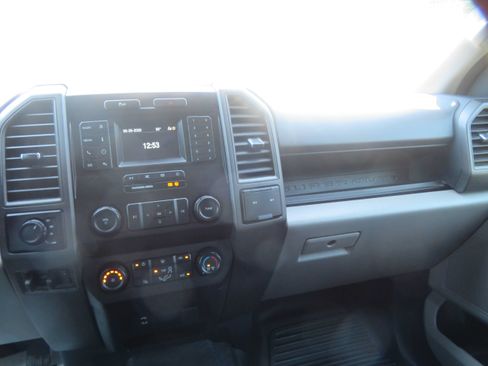 Used 2022 Ford F250 XL w/ STX Appearance Package AWD/4WD image 30
