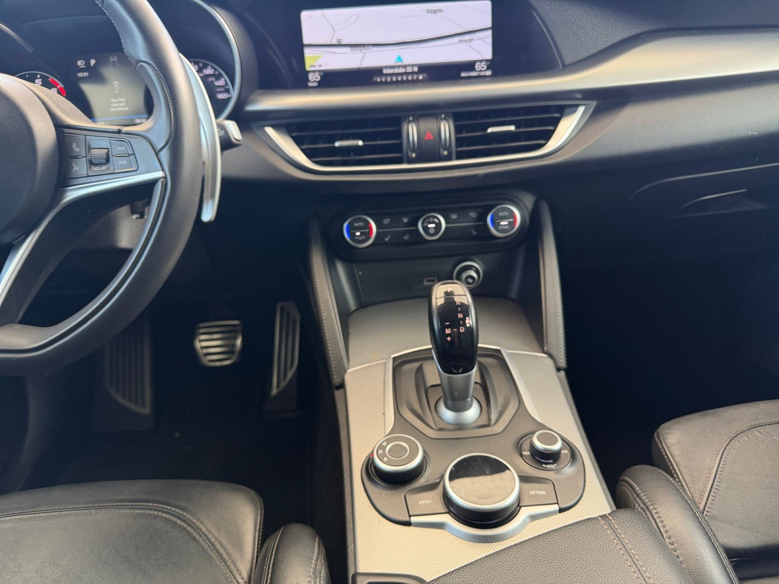 Used 2018 Alfa Romeo Stelvio Ti Sport AWD/4WD image 12