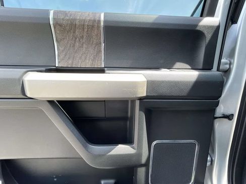 Certified 2019 Ford F350 Lariat AWD/4WD image 27