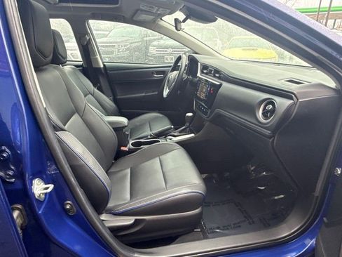 Used 2018 Toyota Corolla XSE image 16