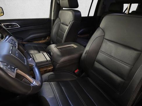 Used 2015 GMC Yukon XL Denali w/ Premium Package AWD/4WD image 17