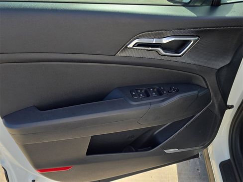 Certified 2023 Kia Sportage LX image 20