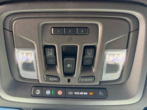 Used 2022 Chevrolet Silverado 1500 LTZ w/ LTZ Premium Texas Edition image 49