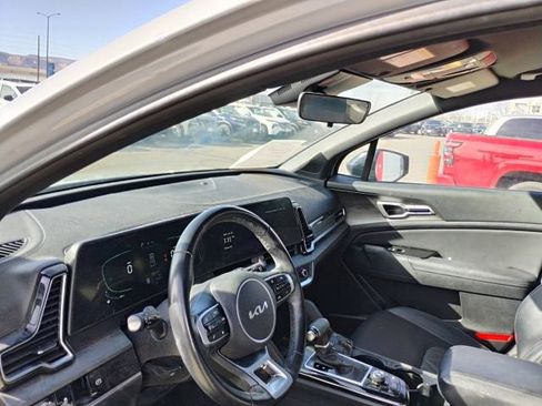 Used 2023 Kia Sportage X-Line AWD/4WD image 12