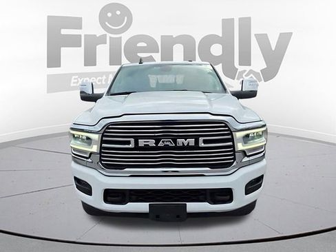 Used 2024 RAM 2500 Laramie AWD/4WD image 2