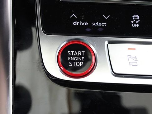 New 2026 Audi SQ8 Prestige AWD/4WD image 11