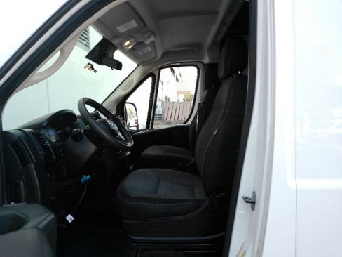 Used 2023 RAM ProMaster 2500 FWD image 20