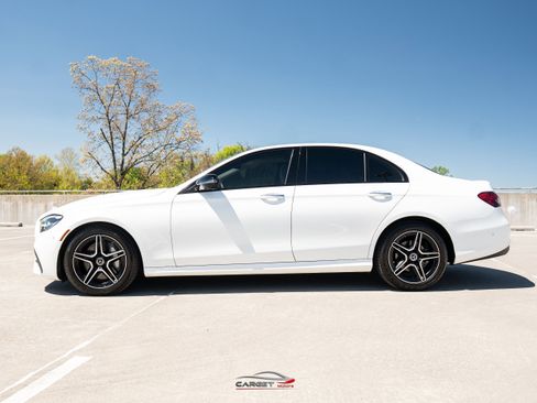Used 2021 Mercedes-Benz E 350 4MATIC Sedan w/ Premium Package image 4