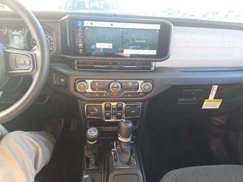 New 2026 Jeep Gladiator Sport image 22