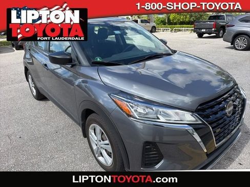 Used 2023 Nissan Kicks S FWD image 1