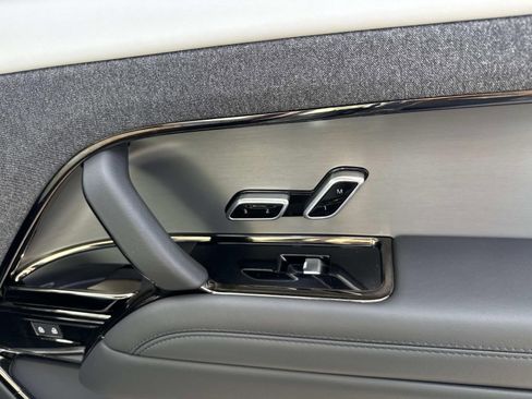 Used 2025 Land Rover Range Rover Sport Dynamic SE image 14