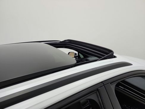 Used 2022 Audi Q7 2.0T Premium Plus w/ Premium Plus Package AWD/4WD image 17