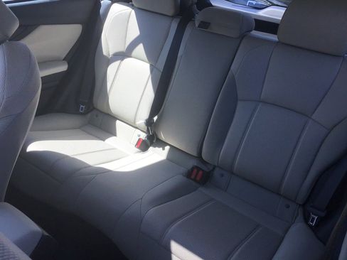 Used 2023 Subaru Impreza 2.0i Premium image 12