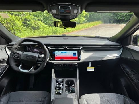New 2026 Jeep Cherokee Laredo AWD/4WD image 11