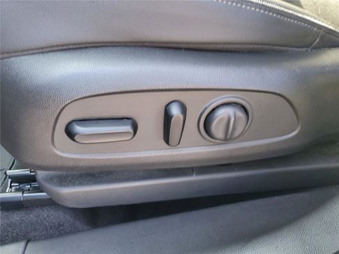 Used 2020 Buick Encore GX Select image 17