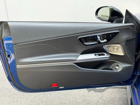 Used 2025 Mercedes-Benz CLE 53 AMG 4MATIC Coupe image 39