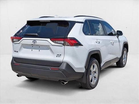 New 2025 Toyota RAV4 XLE w/ Convenience Package AWD/4WD image 2
