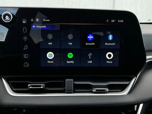 Used 2025 Chevrolet Equinox LT image 28