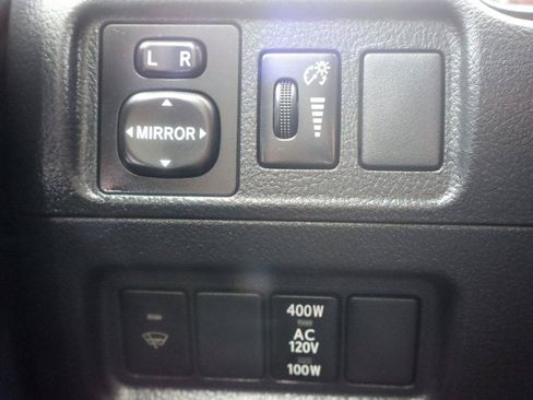 Used 2014 Toyota 4Runner SR5 RWD image 28