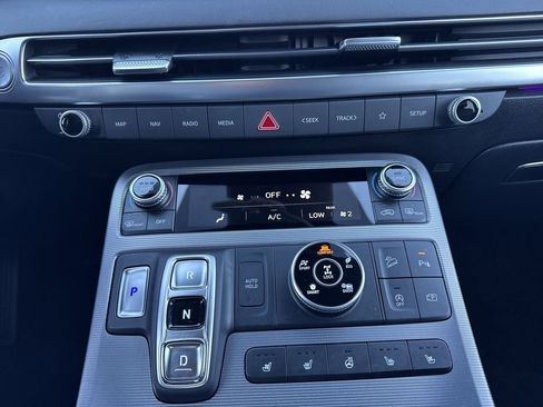 Used 2024 Hyundai Palisade Calligraphy image 35