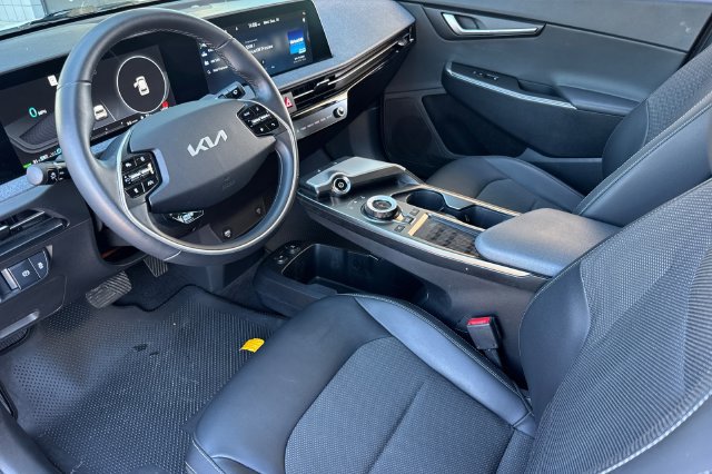 Certified 2023 Kia EV6 Light RWD image 12